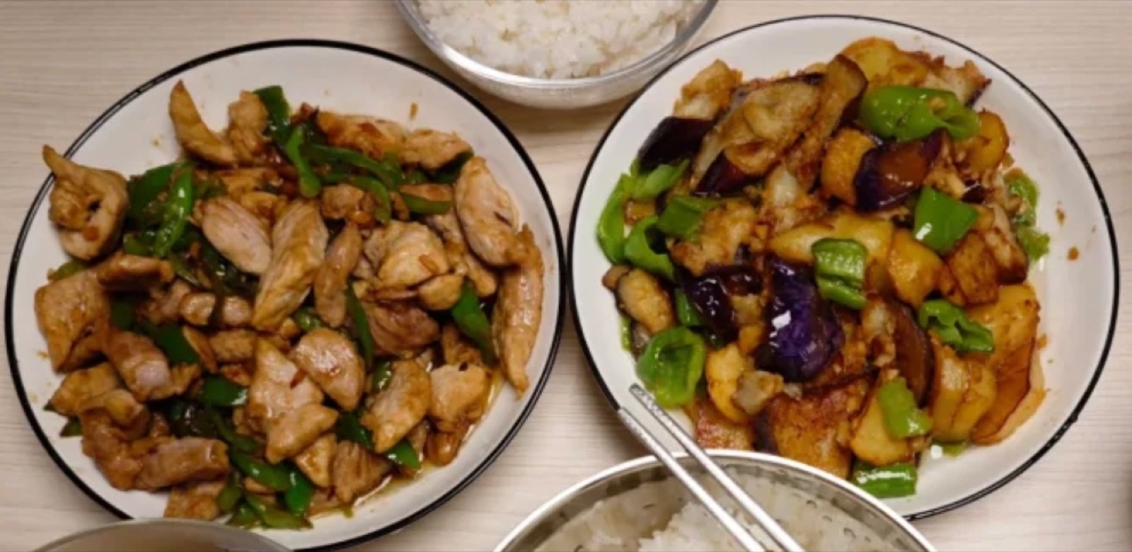 尖椒牛肉 · 地三鲜